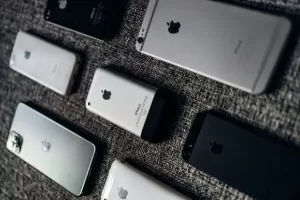 iPhone 16 to Feature Capacitive "Capture" Button Near the Power Key